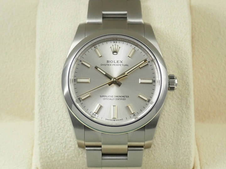 ロレックス オイスターパーペチュアル34 Ref.124200 ステンレススチール シルバー文字盤