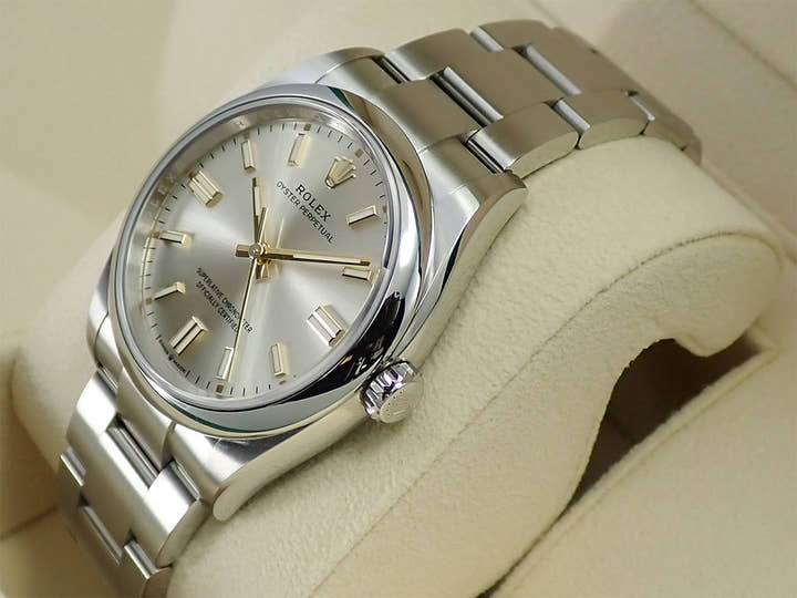 ロレックス オイスターパーペチュアル36 Ref.126000 ステンレススチール シルバー文字盤