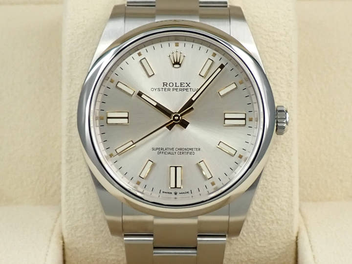 ロレックス オイスターパーペチュアル41 Ref.124300 ステンレススチール シルバー文字盤