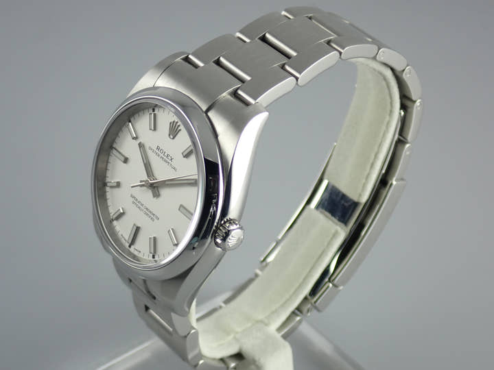 ロレックス オイスターパーペチュアル Ref.114200 ホワイト文字盤 中古 oyster-perpetual-38