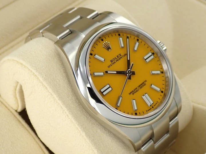 ロレックス オイスターパーペチュアル41 Ref.124300 ステンレススチール イエロー文字盤