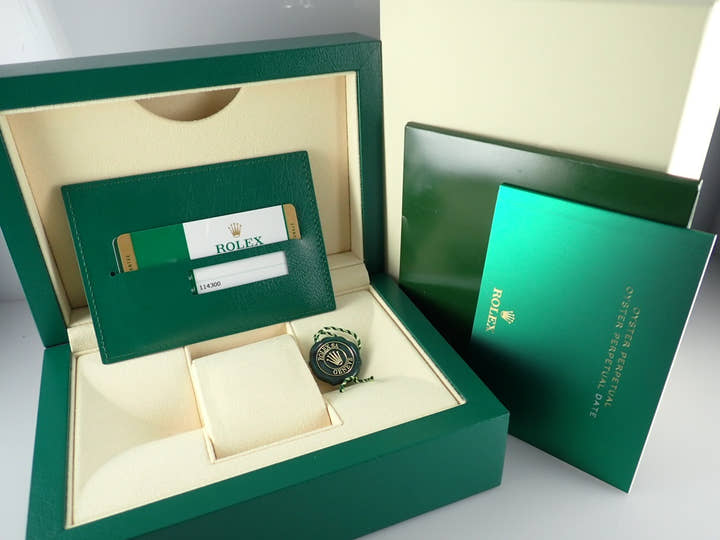 ロレックス オイスターパーペチュアル Ref.114300 ホワイト文字盤 中古 oyster-perpetual-54