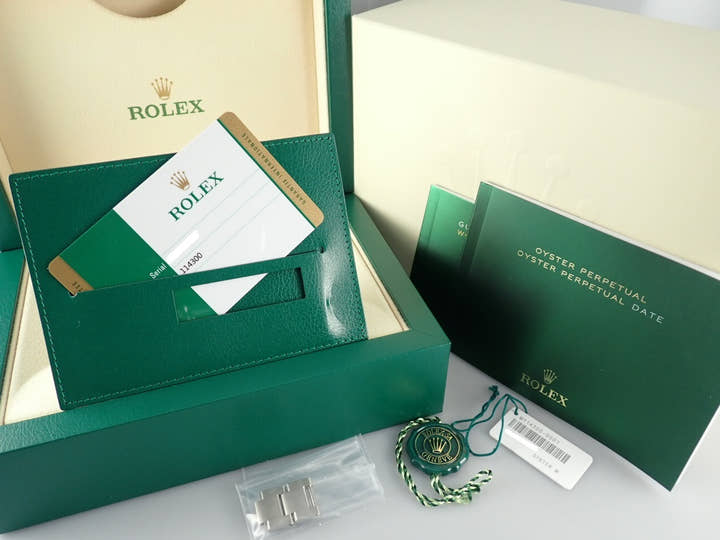 ロレックス オイスターパーペチュアル Ref.114300 ダークロジウム文字盤 中古 oyster-perpetual-67
