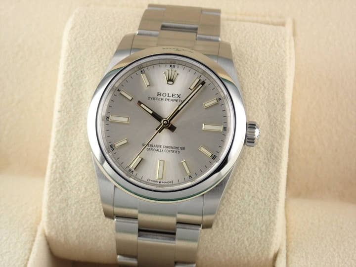ロレックス オイスターパーペチュアル Ref.124200 シルバー文字盤 未使用 oyster-perpetual-73