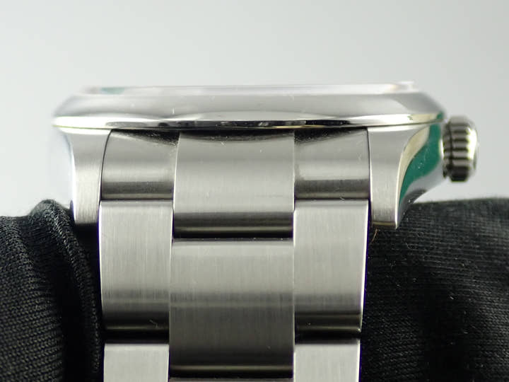 ロレックス オイスターパーペチュアル36 Ref.126000 シルバー文字盤 中古 oyster-perpetual-77