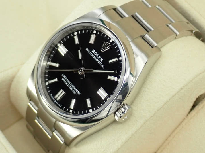 ロレックス オイスターパーペチュアル36 Ref.126000 ステンレススチール ブラック文字盤