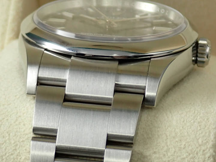 ロレックス オイスターパーペチュアル36 Ref.126000 ステンレススチール ブラック文字盤