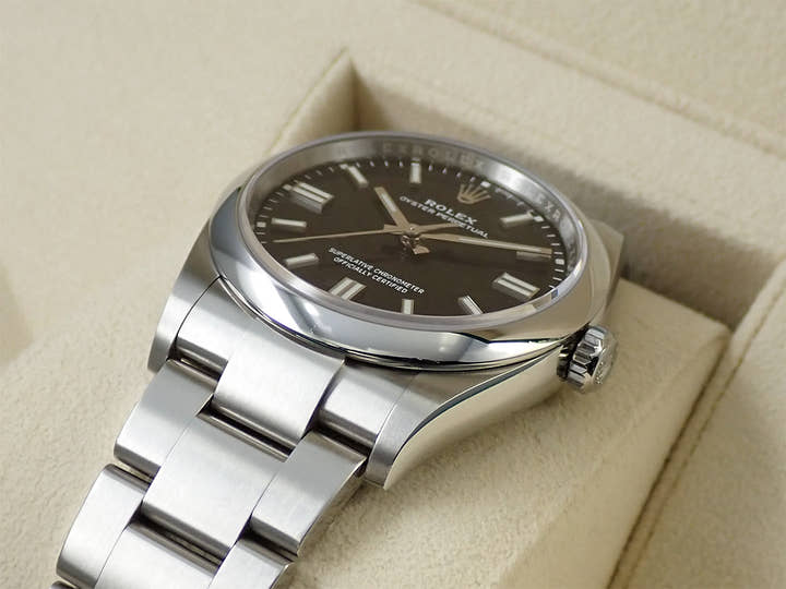 ロレックス オイスターパーペチュアル36 Ref.126000 ステンレススチール ブラック文字盤