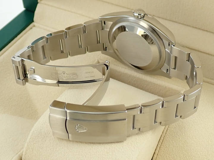 ロレックス オイスターパーペチュアル36 Ref.126000 ステンレススチール セレブレーションモチーフ文字盤