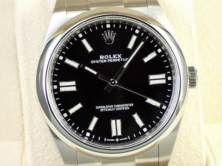 Rolex Oyster Perpetual 41 Ref. 124300 Stainless Steel Bright Black Dial