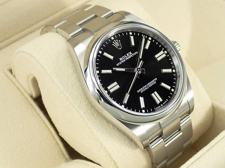 Rolex Oyster Perpetual 41 Ref. 124300 Stainless Steel Bright Black Dial