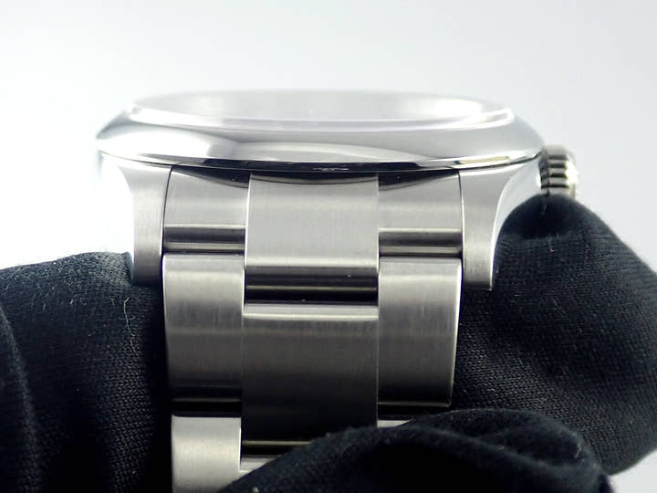ロレックス オイスターパーペチュアル Ref.126000 ブラックバー文字盤 中古 oyster-perpetual-94
