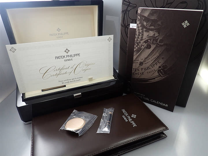 パテックフィリップ パーペチュアルカレンダー Ref.5327R-001 ローズゴールド アイボリー文字盤