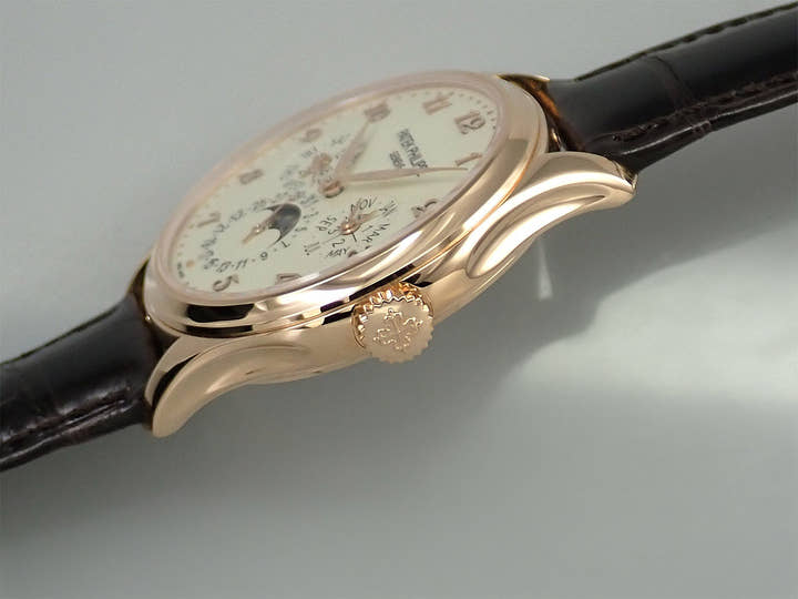 パテックフィリップ パーペチュアルカレンダー Ref.5327R-001 ローズゴールド アイボリー文字盤