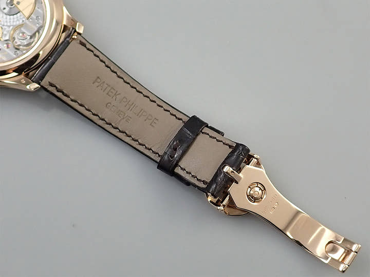 パテックフィリップ パーペチュアルカレンダー Ref.5327R-001 ローズゴールド アイボリー文字盤