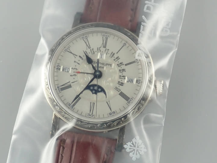 パテックフィリップ パーペチュアルカレンダー レトログラード Ref.5160G-001 ホワイトゴールド シルバー文字盤