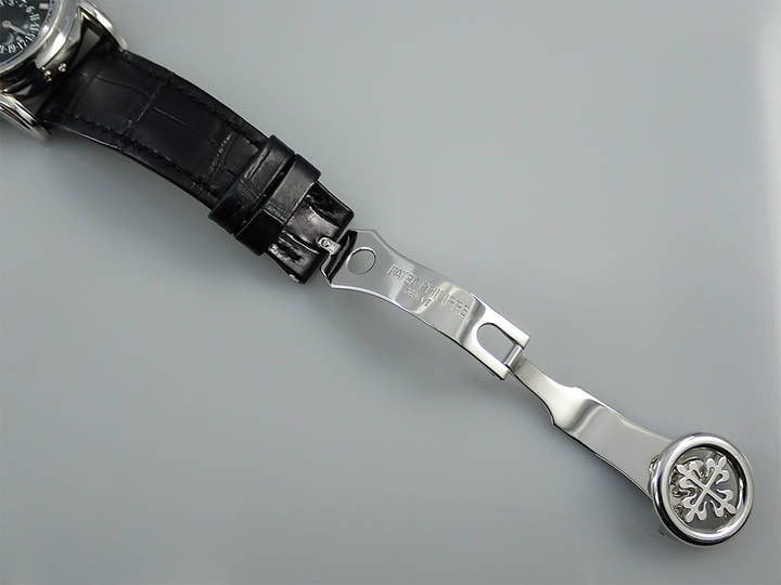 パテックフィリップ パーペチュアルカレンダー スプリットセコンド クロノグラフ Ref.5204P-011 プラチナ ブラック文字盤