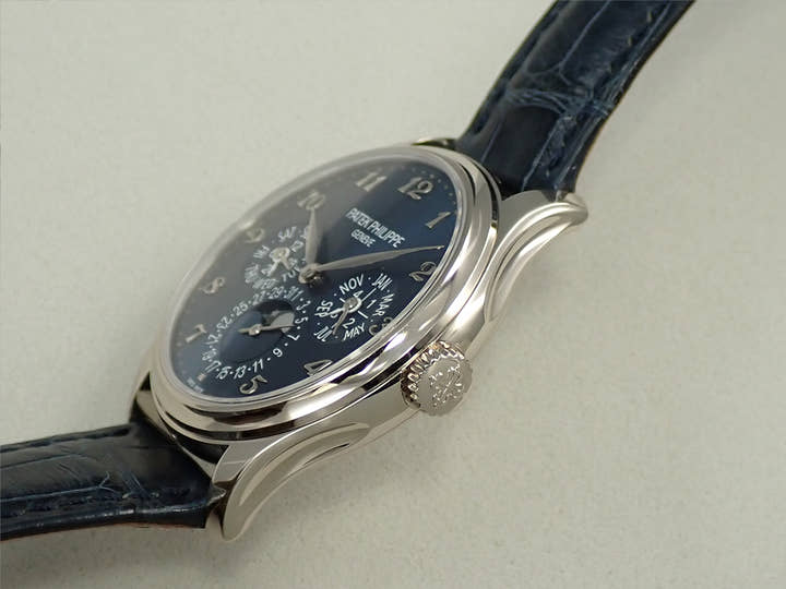 パテックフィリップ パーペチュアルカレンダー Ref.5327G-001 ホワイトゴールド ロイヤルブルーソレイユ文字盤