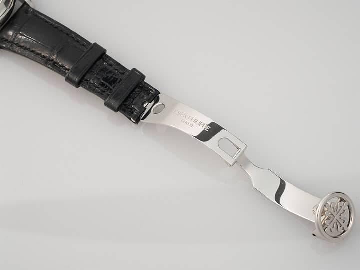 パテックフィリップ パーペチュアルカレンダー クロノグラフ Ref.3970EP-029 プラチナ ブラック11Pダイヤ文字盤