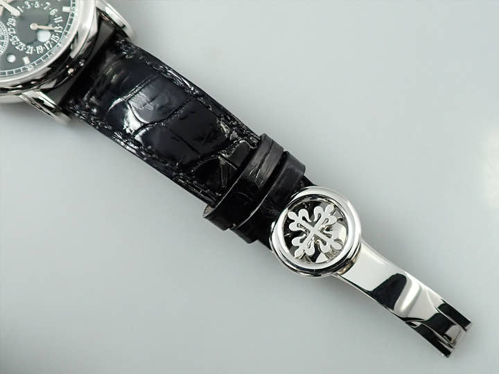 パテックフィリップ パーペチュアルカレンダー スプリットセコンド クロノグラフ Ref.5204P-011 プラチナ ブラック文字盤