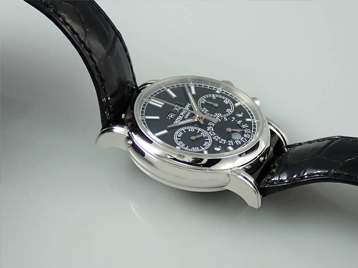 パテックフィリップ パーペチュアルカレンダー スプリットセコンド クロノグラフ Ref.5204P-011 プラチナ ブラック文字盤