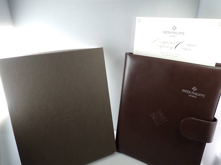 パテックフィリップ パーペチュアルカレンダー スプリットセコンド クロノグラフ Ref.5204P-011 プラチナ ブラック文字盤