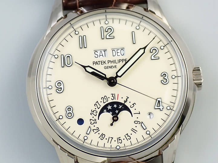 Patek Philippe Perpetual Calendar Ref. 5320G-001 White Gold Ivory Dial