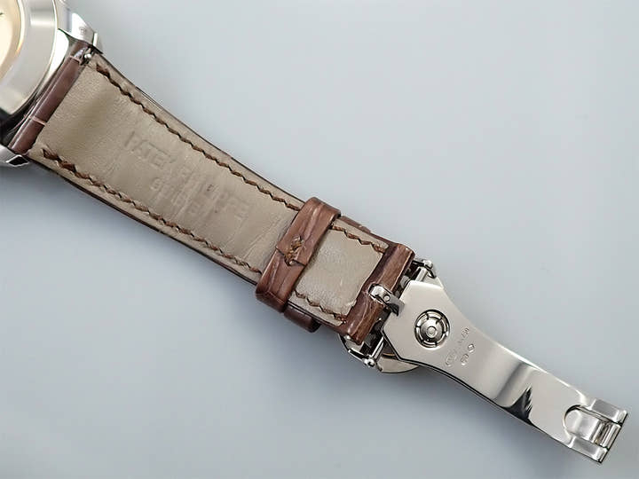 Patek Philippe Perpetual Calendar Ref. 5320G-001 White Gold Ivory Dial