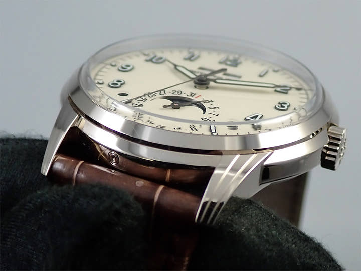 Patek Philippe Perpetual Calendar Ref. 5320G-001 White Gold Ivory Dial