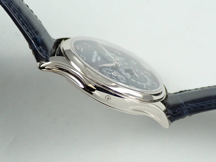 パテックフィリップ パーペチュアルカレンダー Ref.5327G-001 ホワイトゴールド ロイヤルブルーソレイユ文字盤