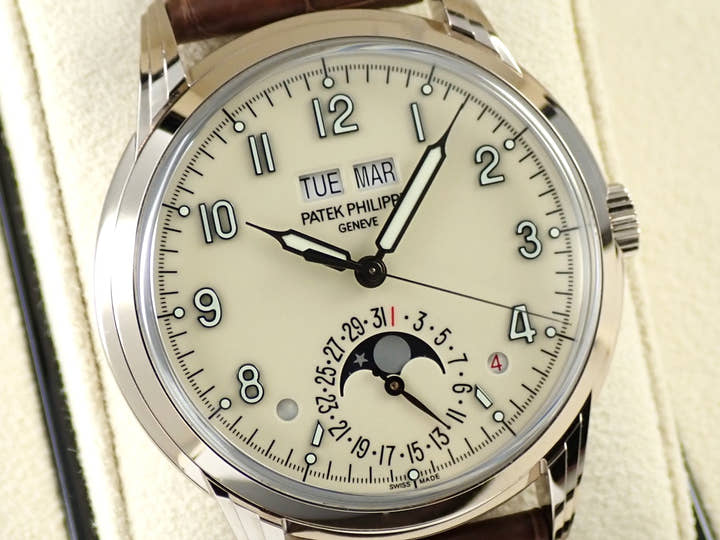 パテックフィリップ パーペチュアルカレンダー Ref.5320G-001 ホワイトゴールド アイボリー文字盤