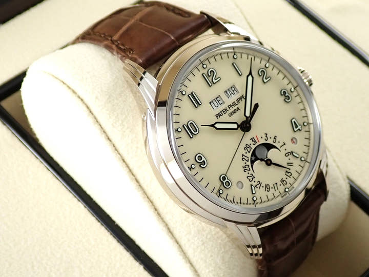 パテックフィリップ パーペチュアルカレンダー Ref.5320G-001 ホワイトゴールド アイボリー文字盤