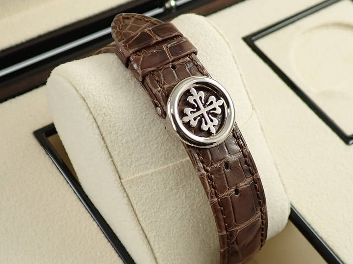 パテックフィリップ パーペチュアルカレンダー Ref.5320G-001 ホワイトゴールド アイボリー文字盤