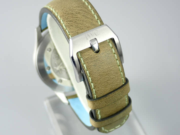 IWC パイロットウォッチ Ref.IW325305 ブラック文字盤 中古 pilot-12