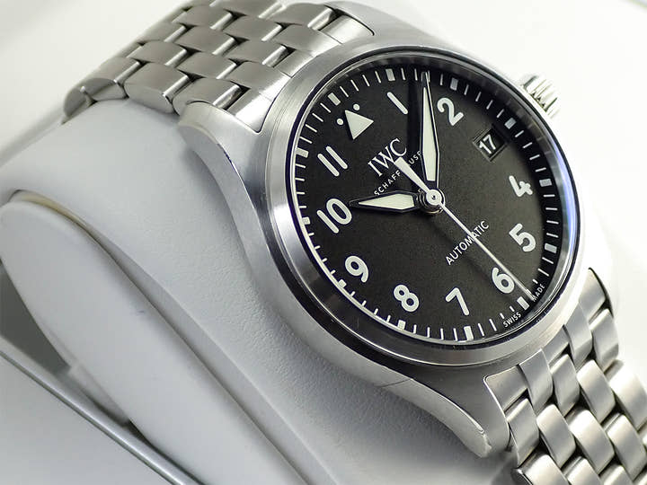 IWC パイロットウォッチ Ref.IW324010 ブラック文字盤 中古 FAV1V9J0