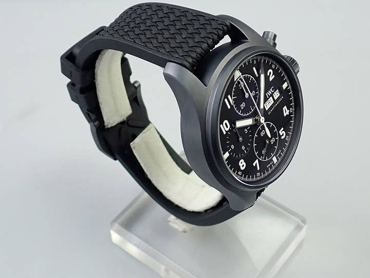 IWC パイロットウォッチ クロノグラフ トリビュート・トゥ・3705 Ref.IW387905 ブラック文字盤 極美品 3AF4MSKX