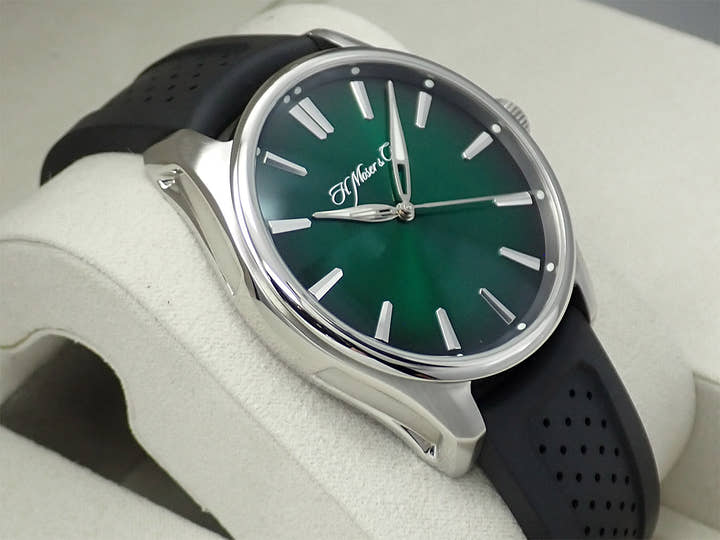 H.モーザー パイオニアセンターセコンド Ref.3200-1202 コズミックグリーン文字盤 中古 XK8H2T95