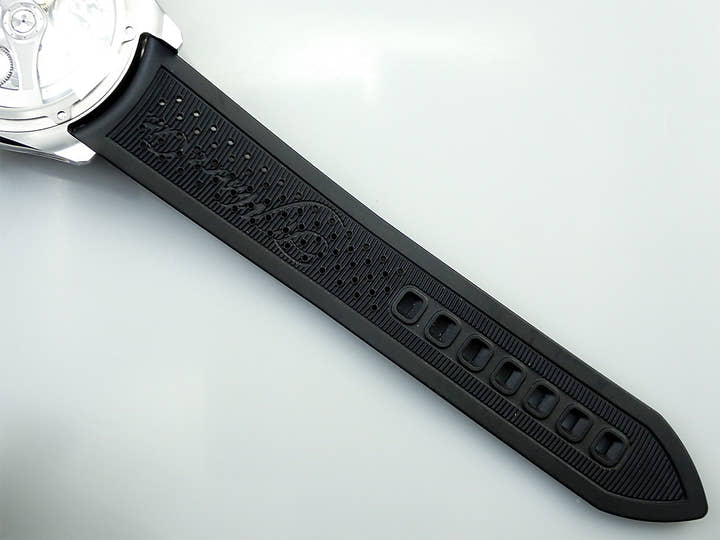 H.モーザー パイオニア センターセコンド Ref.3200-1200 ミッドナイトブルーフュメ文字盤 中古 F4VL2YHF