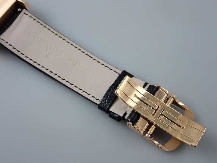 Jaeger-LeCoultre Reverso Tribute Nonantième Ref.Q711252J Silver Dial Very Good Condition 32PF8451