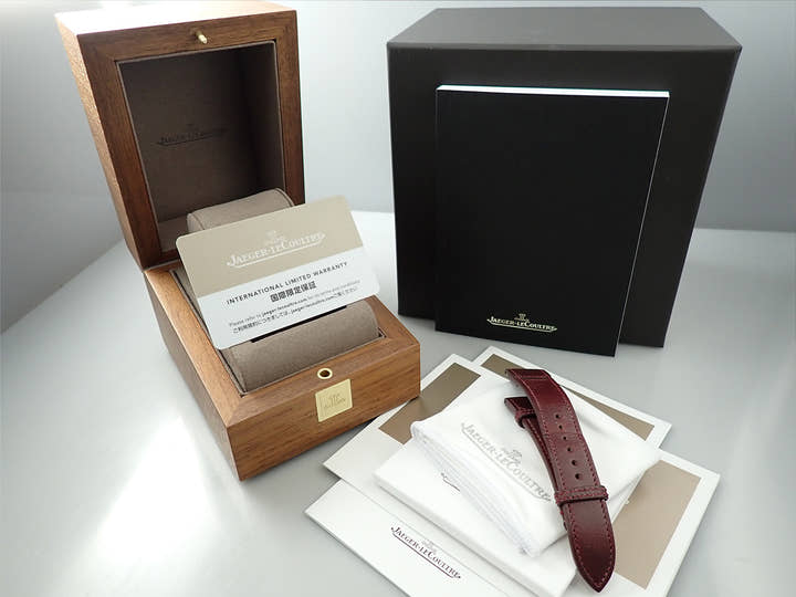 ジャガールクルト レベルソ トリビュート スモールセコンド Ref.Q713842J シルバー文字盤 中古 J9U61594