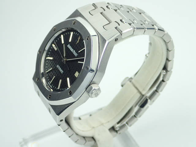 オーデマピゲ ロイヤルオーク Ref.15300ST.OO.1220ST.03 ブラック文字盤 中古 royal-oak-112
