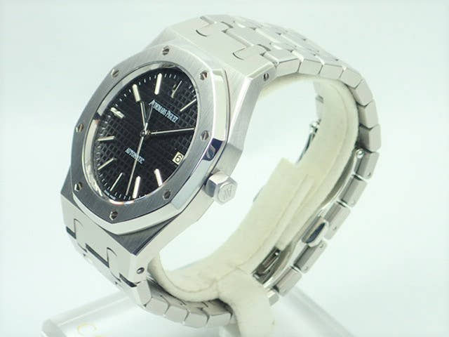 オーデマピゲ ロイヤルオーク Ref.15300ST.OO.1220ST.03 ブラック文字盤 中古 royal-oak-120