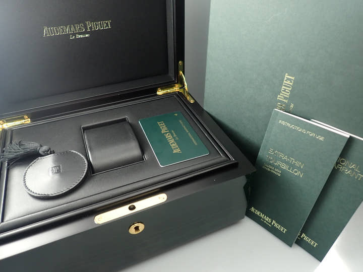 オーデマピゲ ロイヤルオーク トゥールビヨン エクストラ シン Ref.26510OR.OO.1220OR.01 ピンクゴールド ブルー文字盤