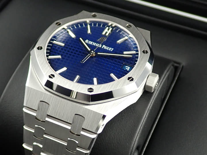 オーデマピゲ ロイヤルオーク Ref.15503BC.OO.1220BC.01 ホワイトゴールド ブルー文字盤