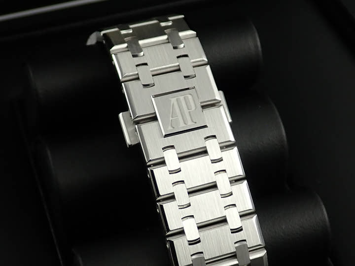 オーデマピゲ ロイヤルオーク Ref.15503BC.OO.1220BC.01 ホワイトゴールド ブルー文字盤