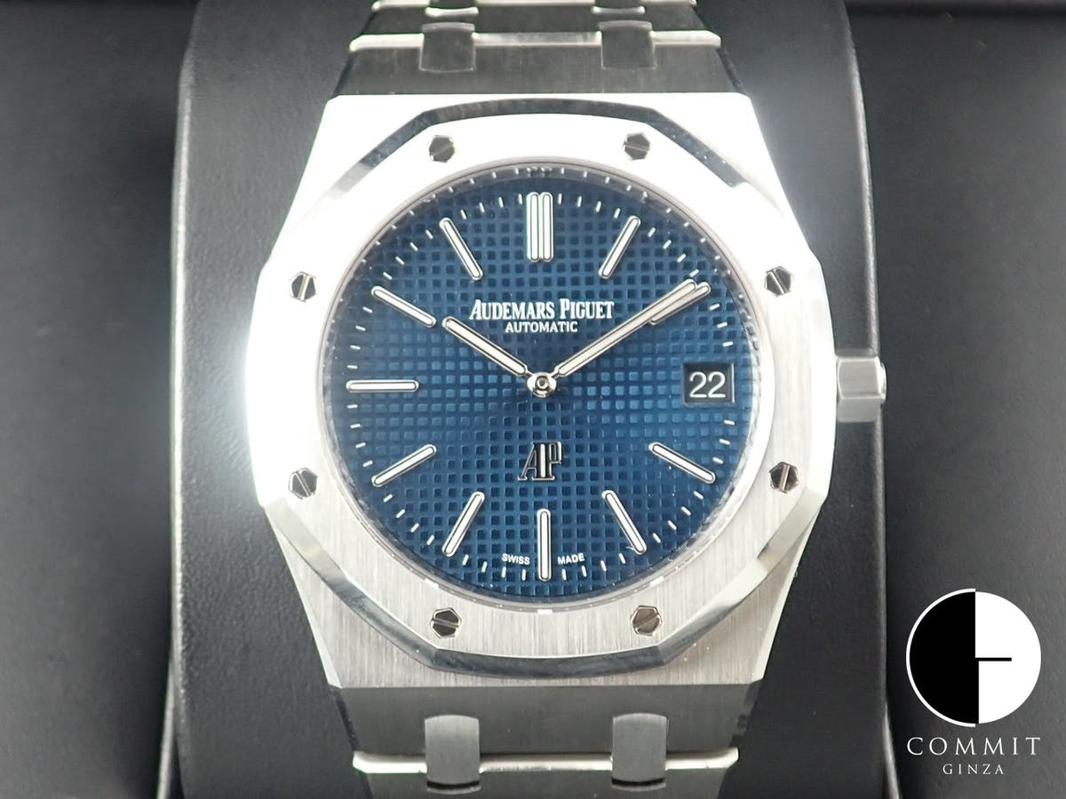 Audemars Piguet Royal Oak Extra-Thin Ref. 15202ST.OO.1240ST.01.A Stainless Steel Blue Dial
