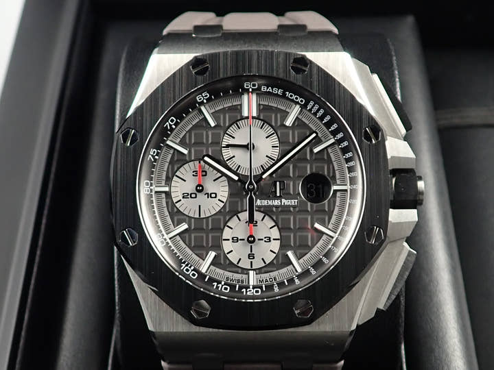 オーデマピゲ ロイヤルオーク オフショア クロノグラフ Ref.26400IO.OO.A004CA.01 チタン スレートグレー文字盤