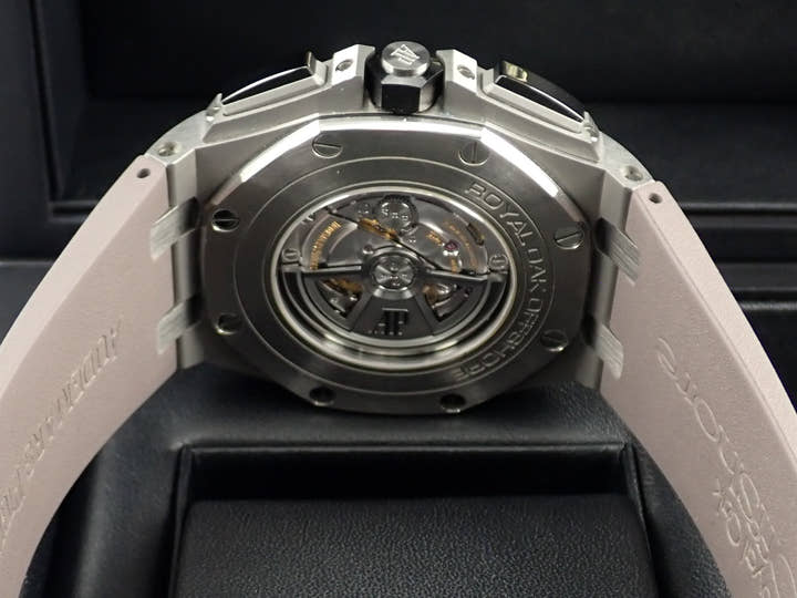 オーデマピゲ ロイヤルオーク オフショア クロノグラフ Ref.26400IO.OO.A004CA.01 チタン スレートグレー文字盤