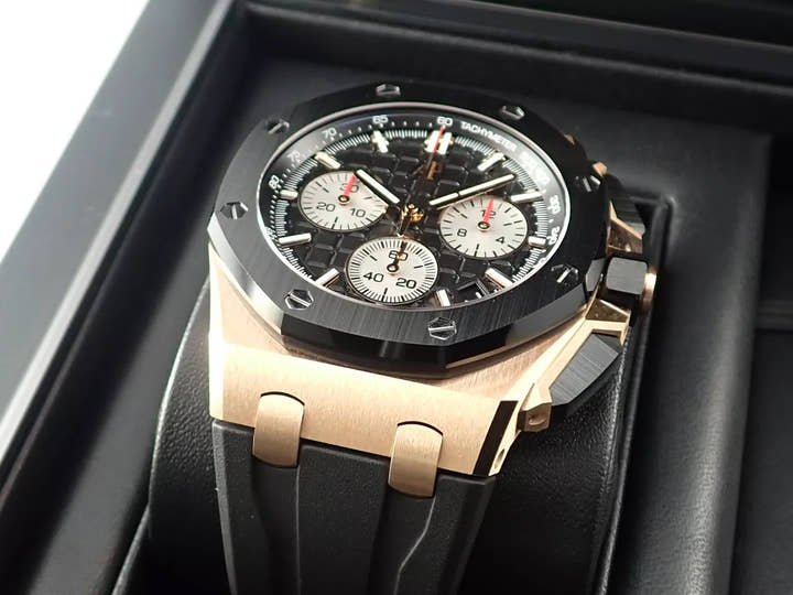 Audemars Piguet Royal Oak Offshore Chronograph <Warranty, Box, etc.>