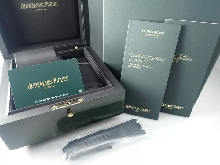 Audemars Piguet Royal Oak Offshore Chronograph <Warranty, Box, etc.>